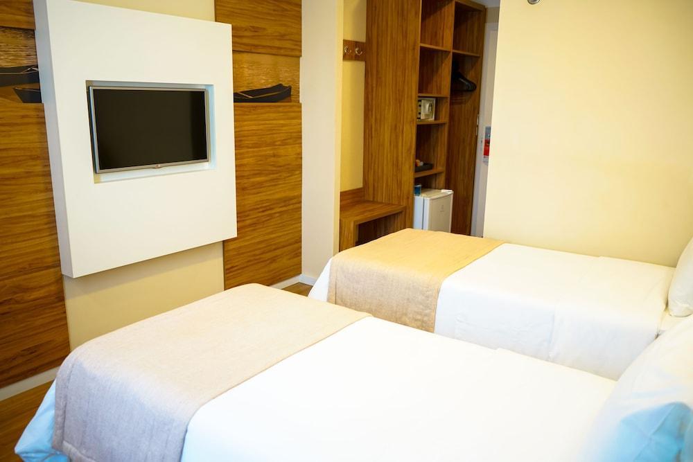 Design Hotel Linhares Esterno foto